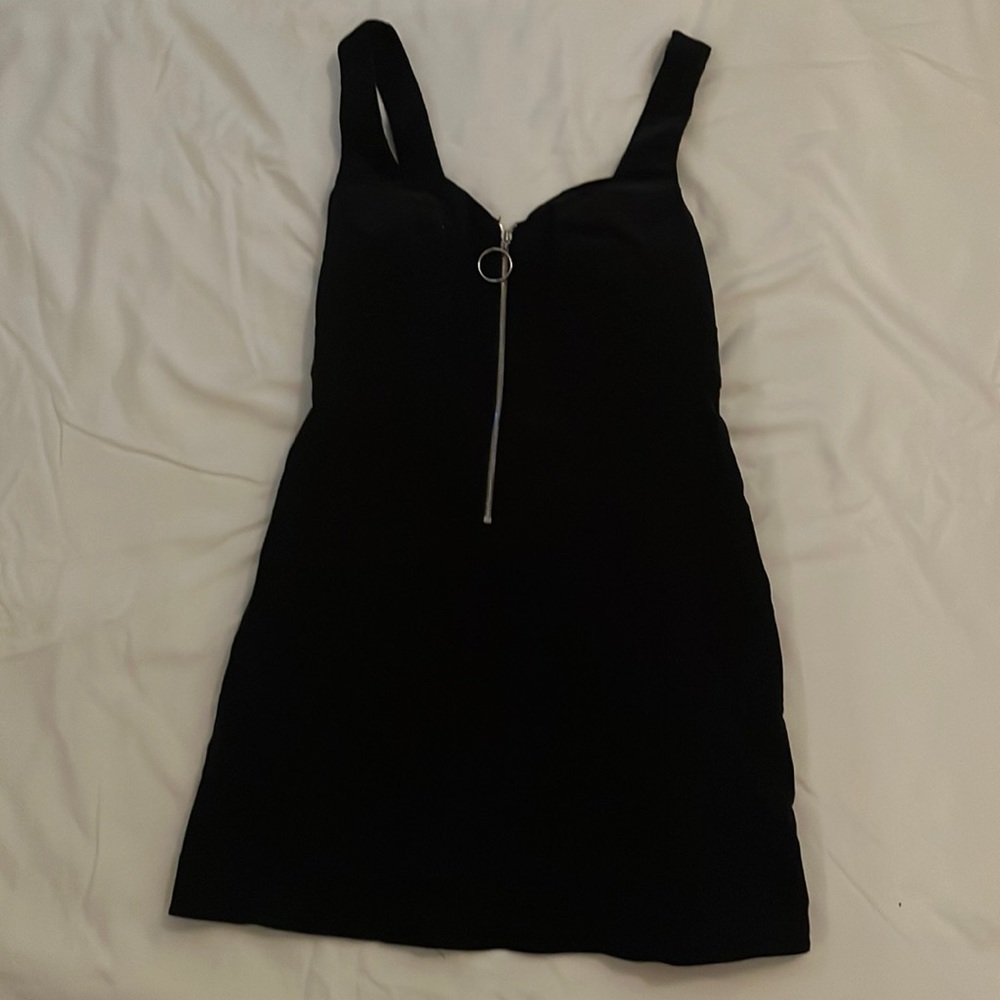 Cute black dress! Perfect condition.